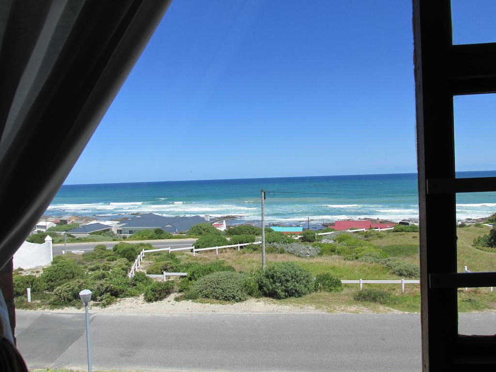 Oceanview Guesthouse Struisbaai Ruang foto