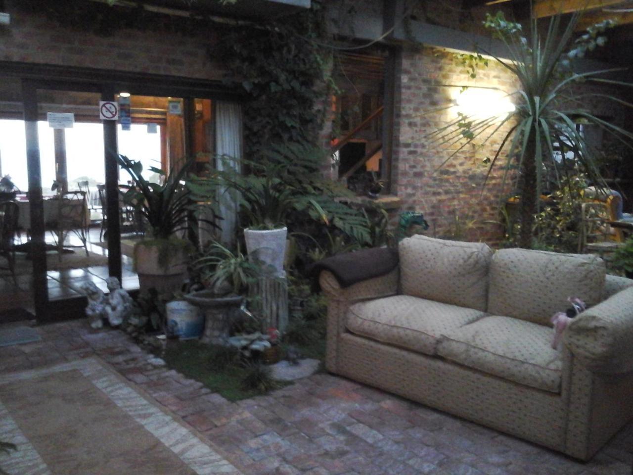 Oceanview Guesthouse Struisbaai Bagian luar foto