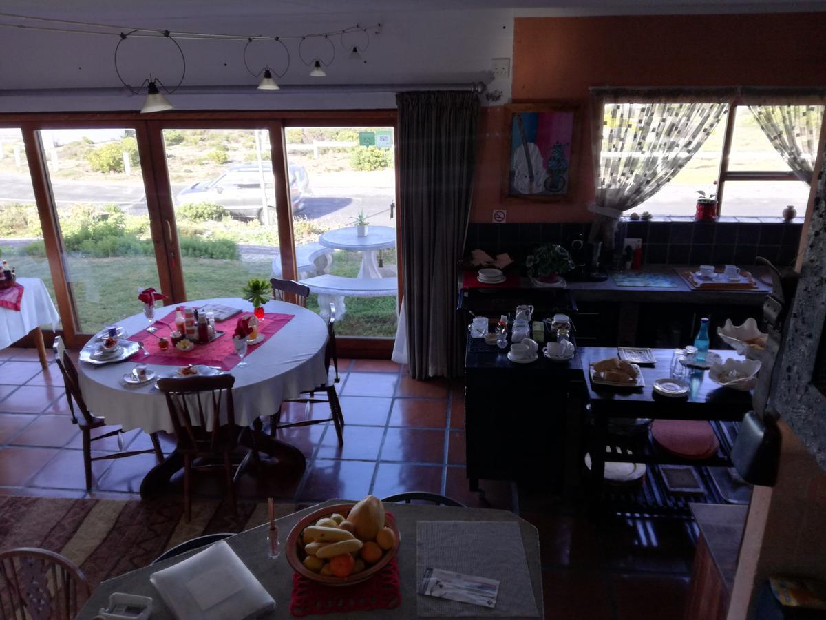Oceanview Guesthouse Struisbaai Bagian luar foto
