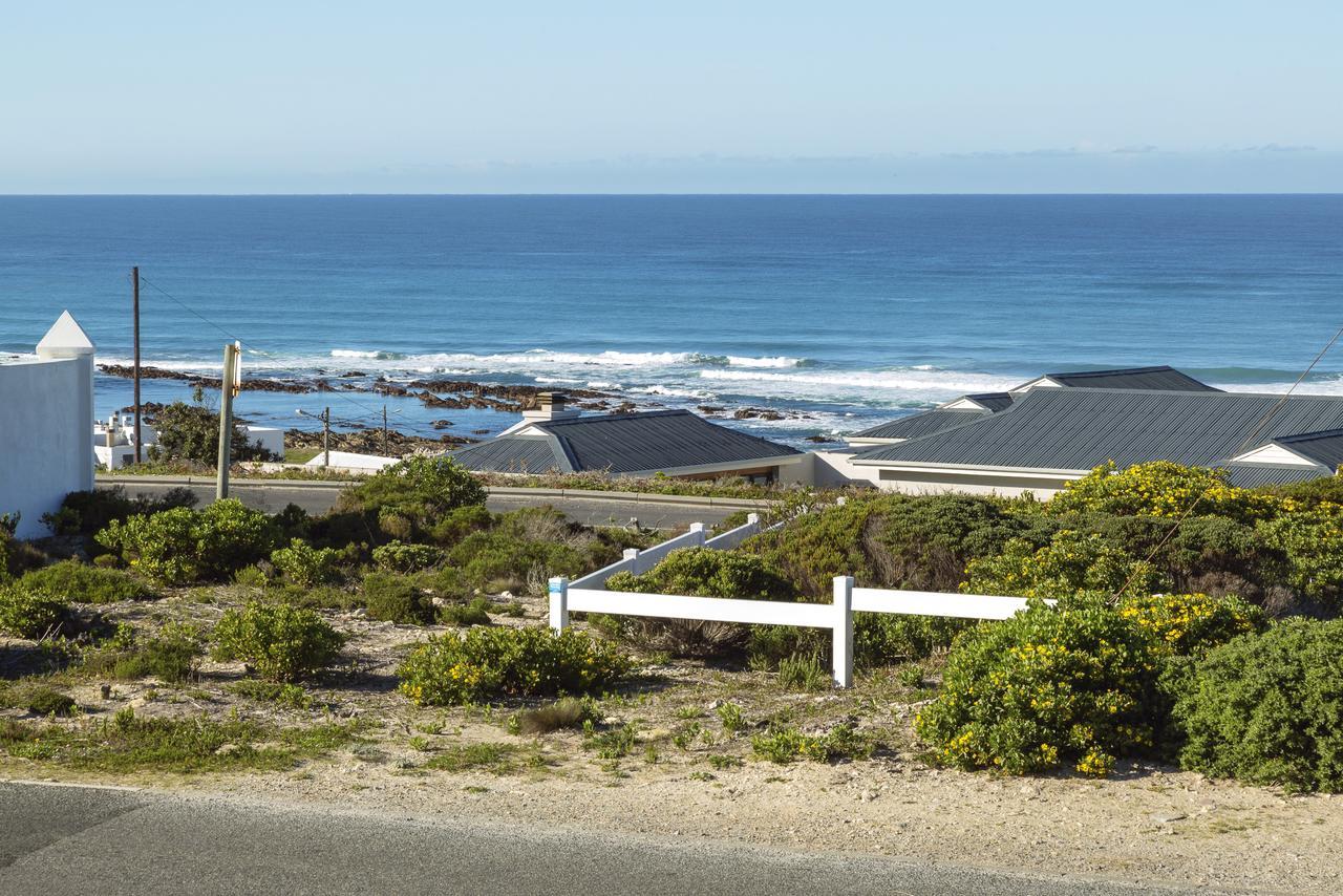 Oceanview Guesthouse Struisbaai Bagian luar foto